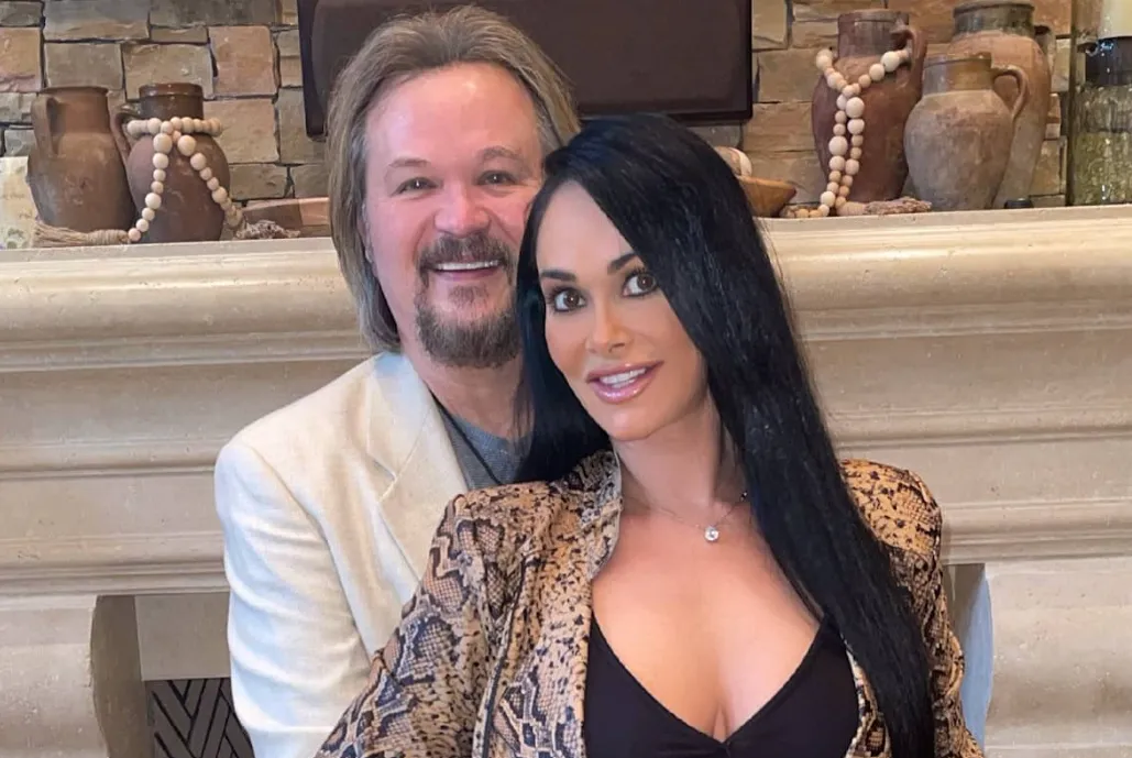 Travis Tritt Wife